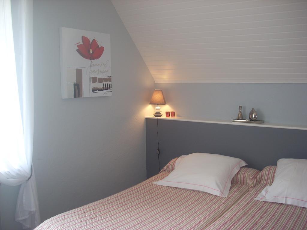Chambres D'Hotes Kergollay Lanhouarneau Номер фото
